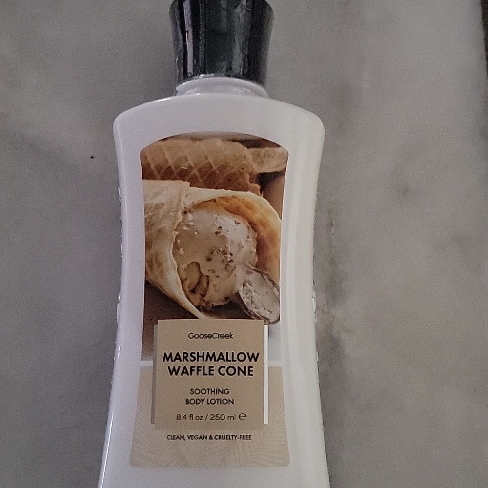 Goose Creek Marshmallow Waffle Cone Body Lotion - New 8.4 fl oz